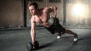 10 Best Exercises Everyone Should Do In The Morning